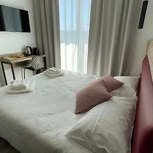 https://bari-airport-bb.barihotels.org